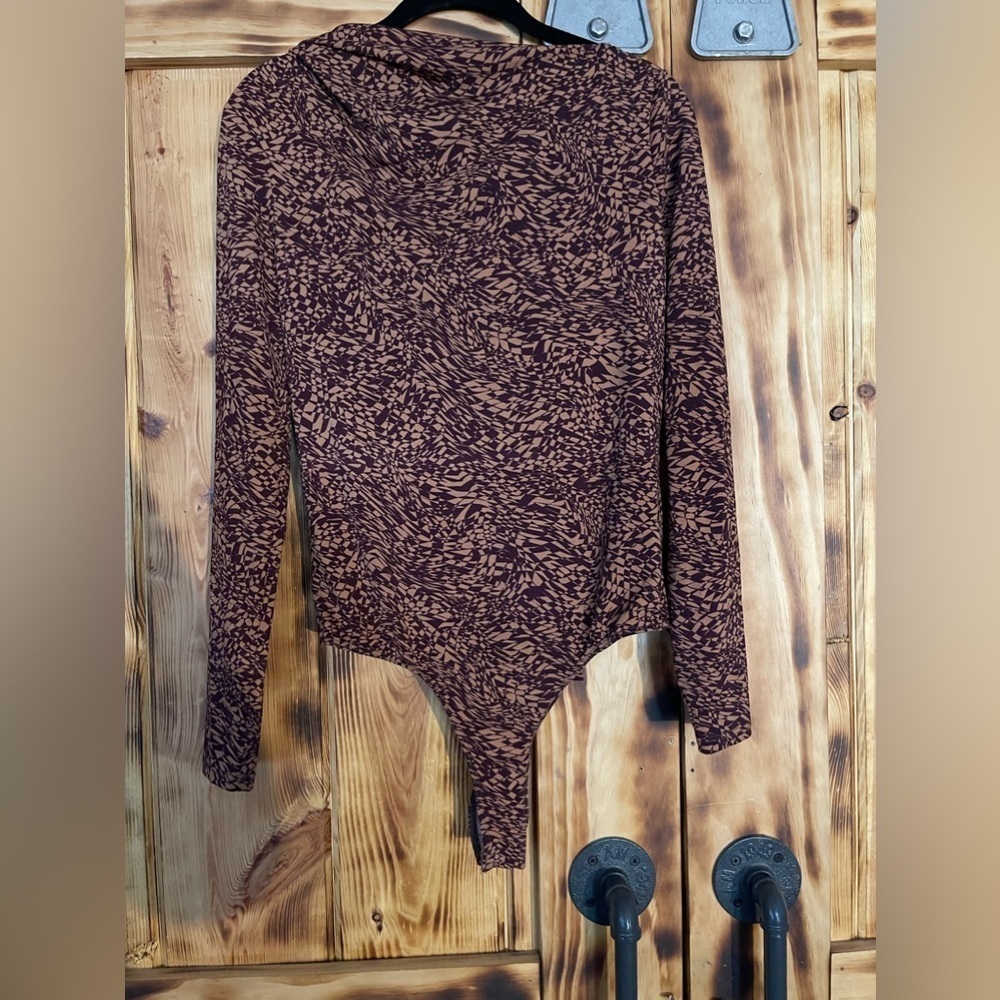 ASTR The Label Women Bodysuit Cowl-Neck with attached scarf , size L